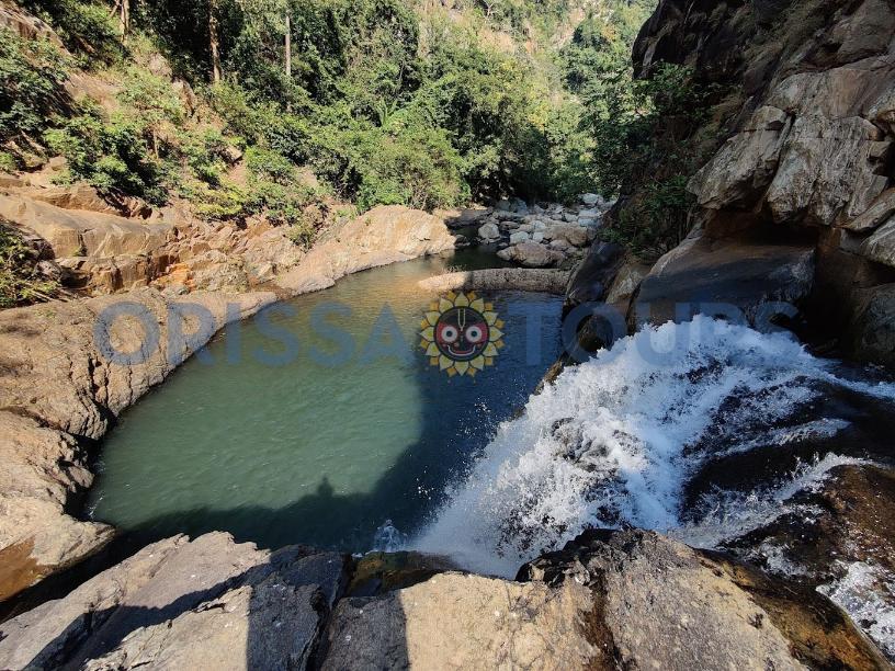 Badal Giri Waterfall (ବାଦଲ ଗିରି ଜଳପ୍ରପାତ)