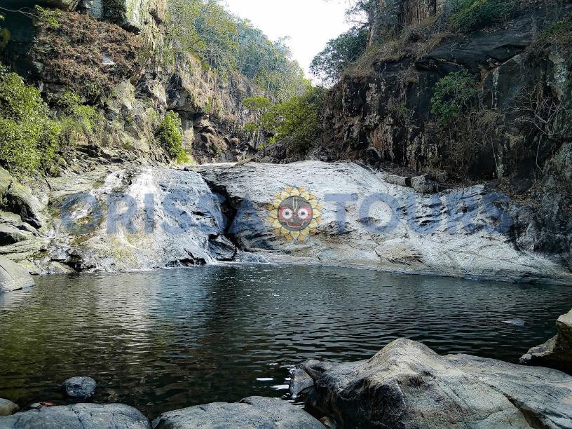 Patahara Waterfall (ପୃଥ୍ୱୀ ଜଳପ୍ରପାତ)