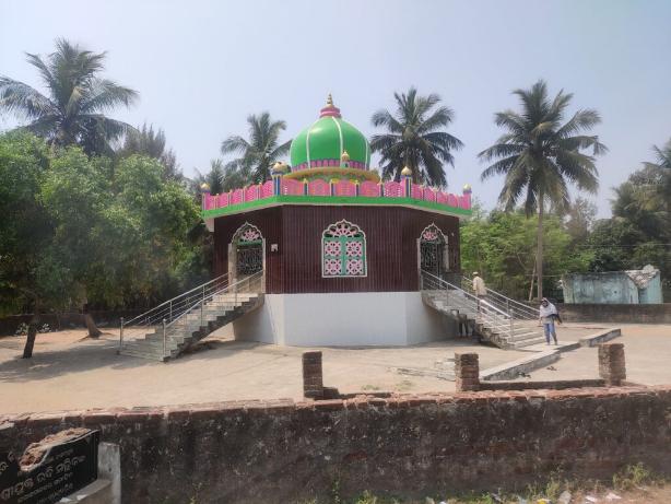 Pir jahania sea beach puri, astaranga, puri, odisha