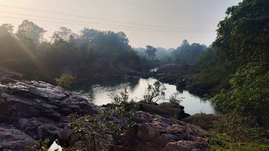 Bhai bhauni waterfall, budhapal, deogarh, odisha
